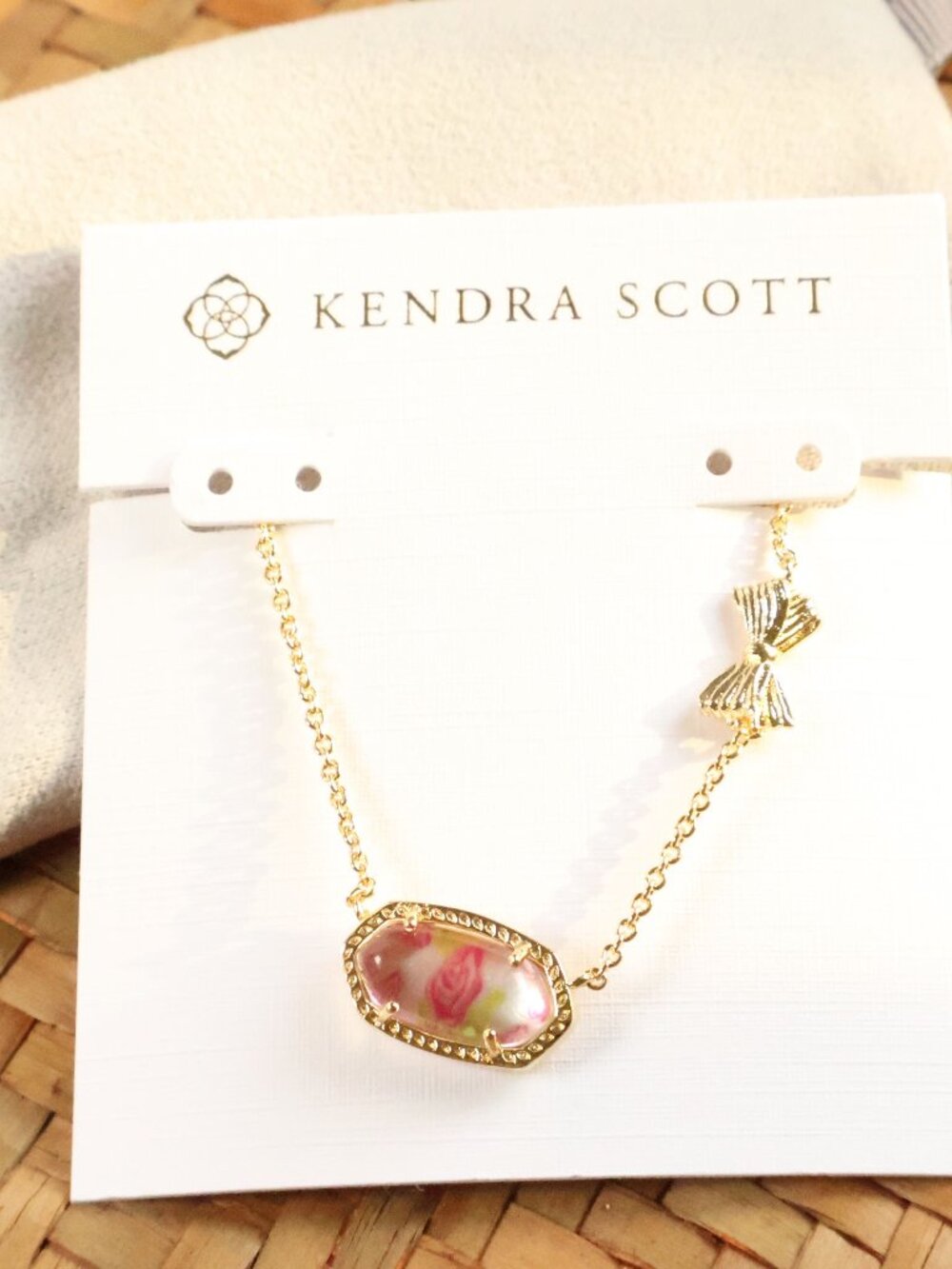 Kendra Scott Gold Necklace Marie Pink Blooming Heirloom